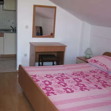 Апартаменты With A Parking Space Turanj, Biograd - 16585 *
